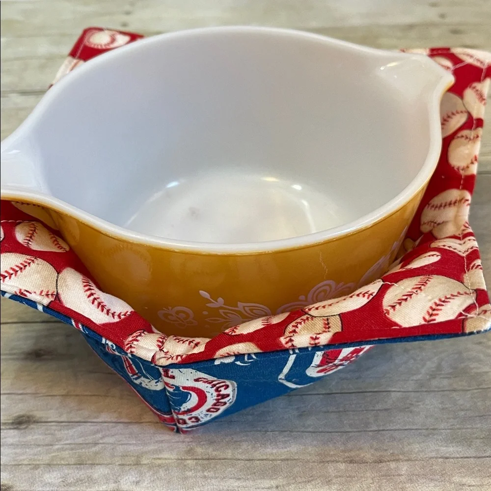 Bowl Cozy Micro/ Ice Cream Reversible Fabric Bowl MLB Cubs
